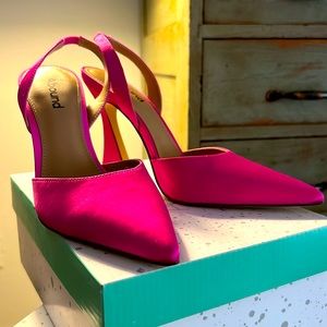 Abound satin sling back pumps